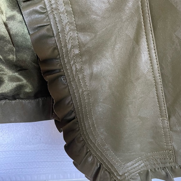 Jacket - Picture 4 of 7